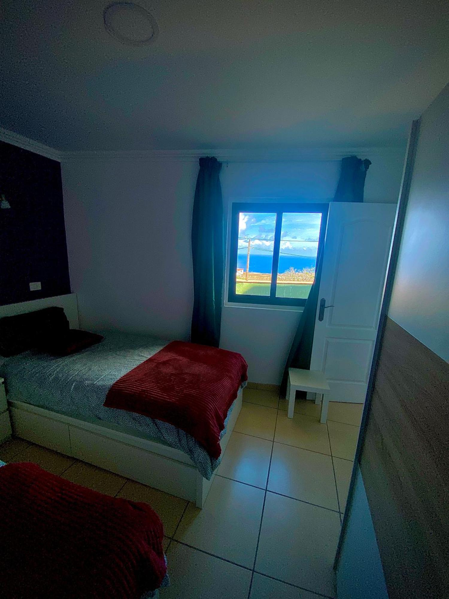 Apkanariooo Apartment